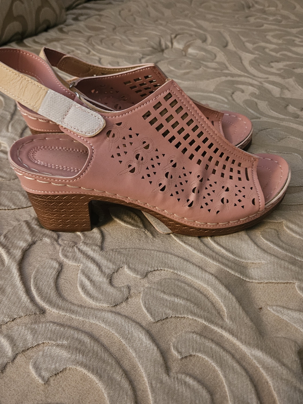 Women's Pink Perforated Slingback Heels